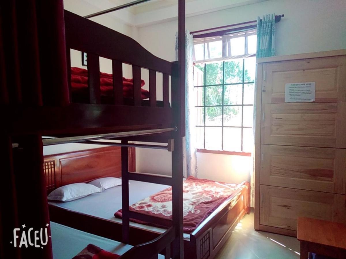 Happy Hostel *